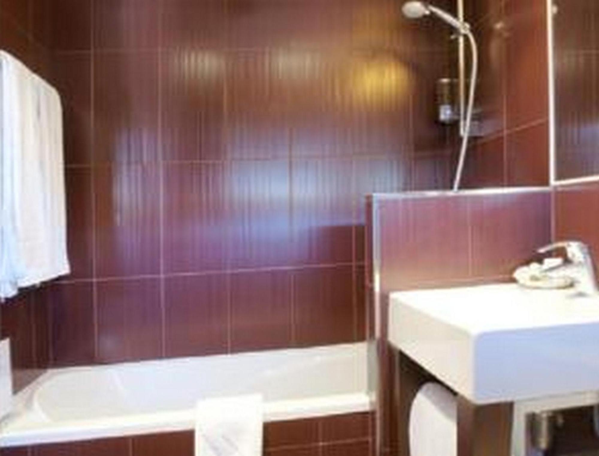 Hotel Du Leman Párizs Kültér fotó